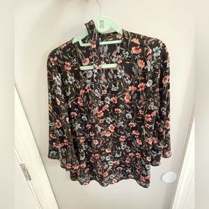 Blouse with tie around neck